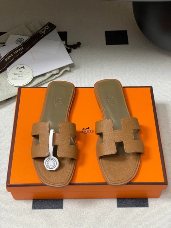 Hermes Oran Sandal - H05