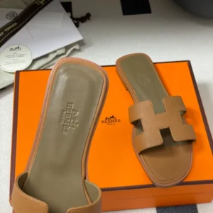 Hermes Oran Sandal - H05