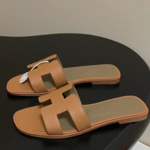 Hermes Oran Sandal - H05