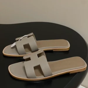 Hermes Oran Sandal - H06