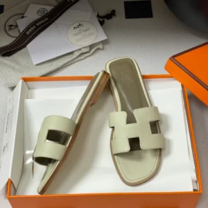 Hermes Oran Sandal - H07