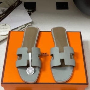 Hermes Oran Sandal - H08