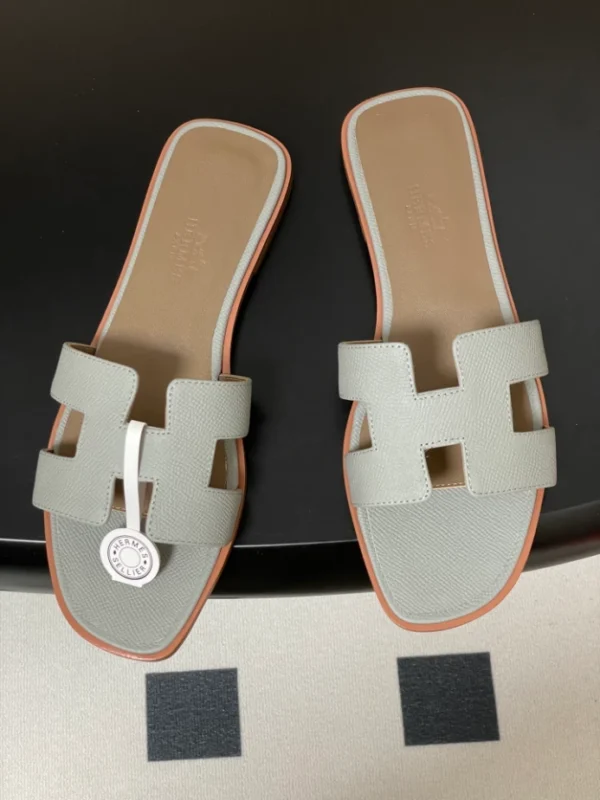 Hermes Oran Sandal - H08