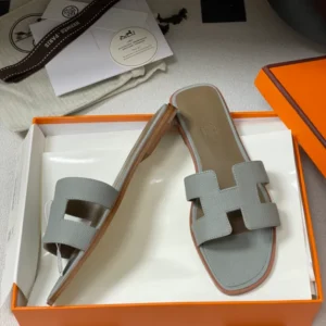 Hermes Oran Sandal - H08