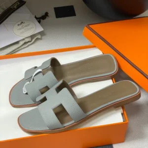 Hermes Oran Sandal - H08