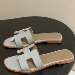 Hermes Oran Sandal - H08