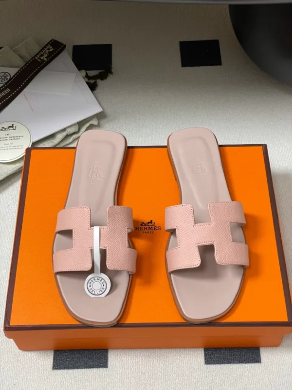 Hermes Oran Sandal - H09