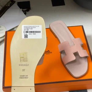 Hermes Oran Sandal - H09