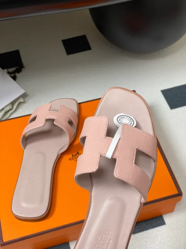 Hermes Oran Sandal - H09