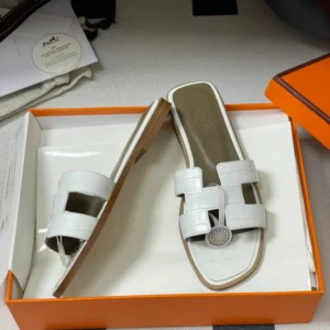Hermes Oran Sandal - H10