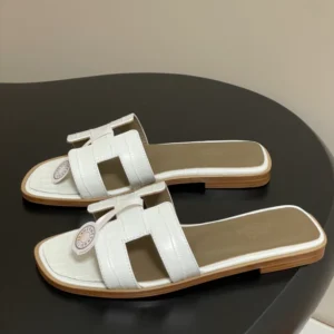 Hermes Oran Sandal - H10