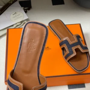 Hermes Oran Sandal - H11