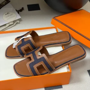 Hermes Oran Sandal - H11