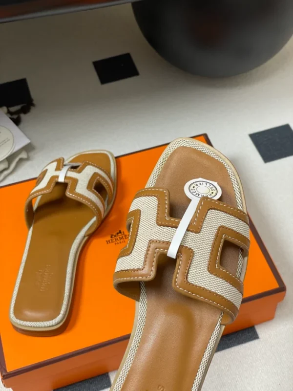 Hermes Oran Sandal - H13