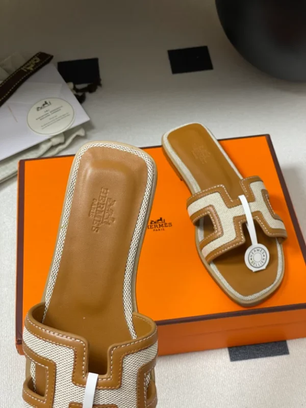 Hermes Oran Sandal - H13