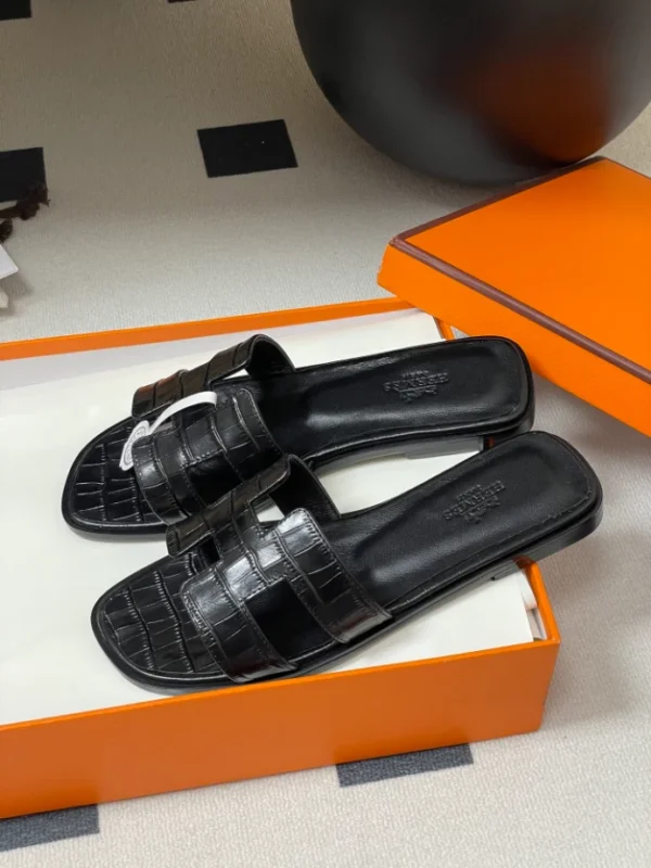 Hermes Oran Sandal - H14