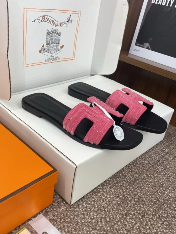 Hermes Oran Sandal - H17