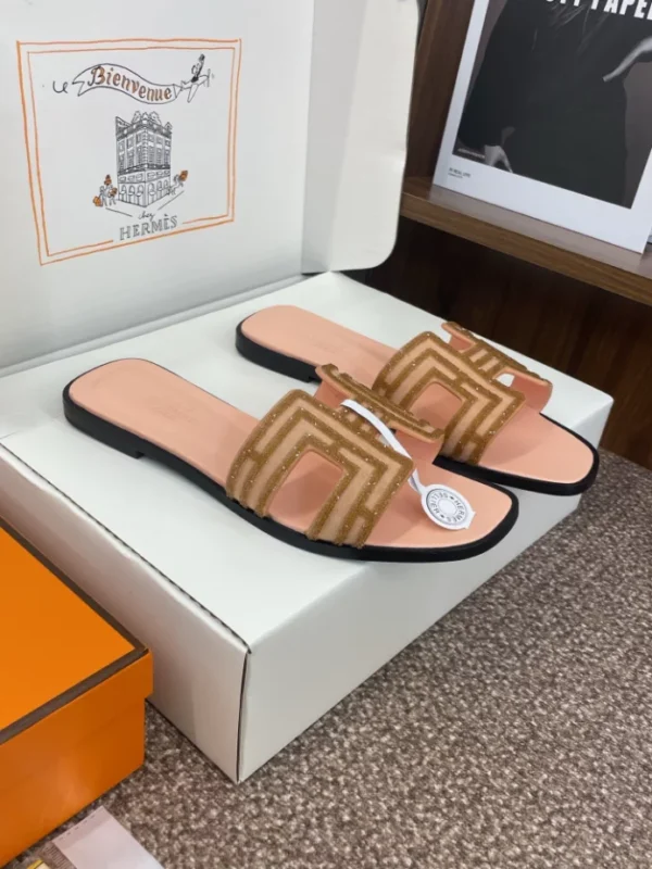 Hermes Oran Sandal - H18
