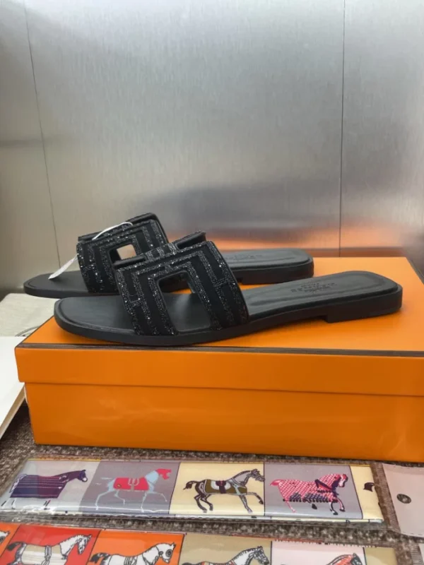 Hermes Oran Sandal - H19