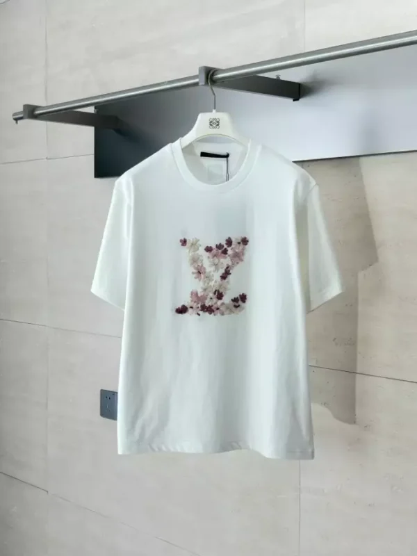 LV Embroidered T-Shirt in White - LRT113