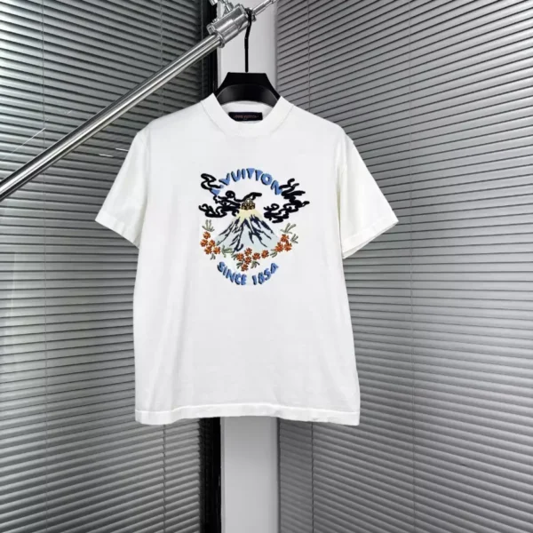 LV Short-Sleeved Knitted Crewneck in White - LRT114
