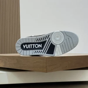 LV Trainer Sneakers - RLS158