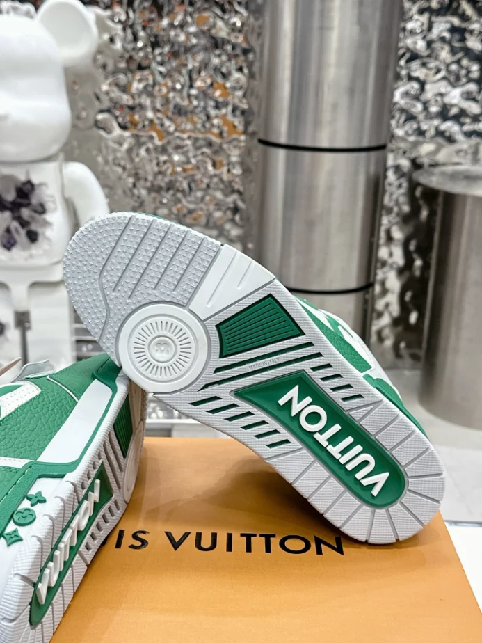 LV Trainer Sneakers - RLS159