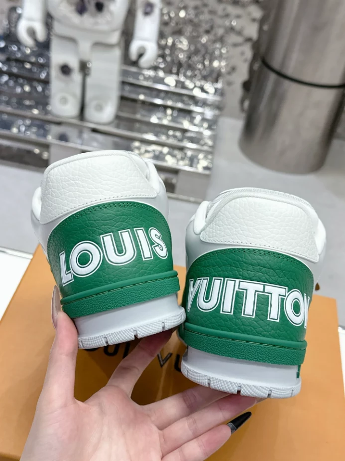 LV Trainer Sneakers - RLS159