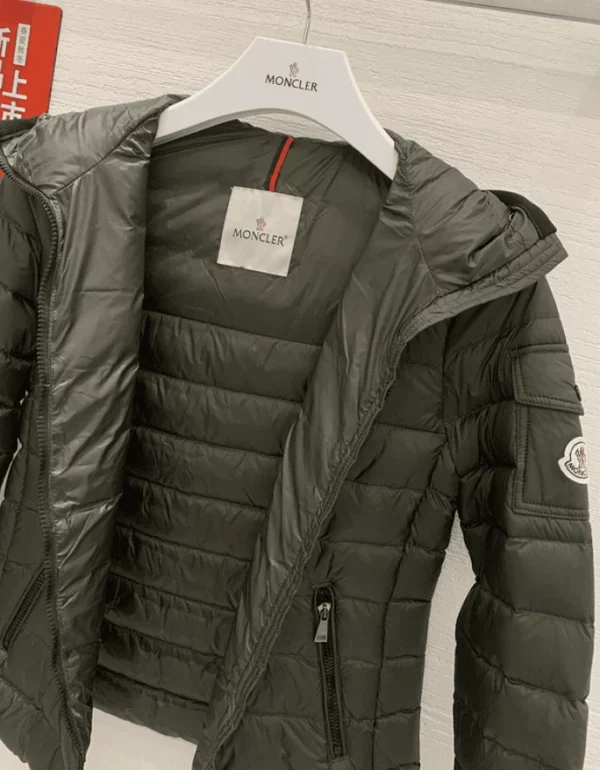 Moncler Bles Hooded Full Zip Jacket In Army Green – CJ10