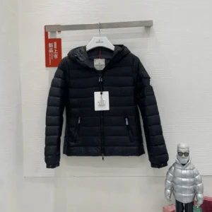 Moncler Bles Hooded Full Zip Jacket In Black – CJ12