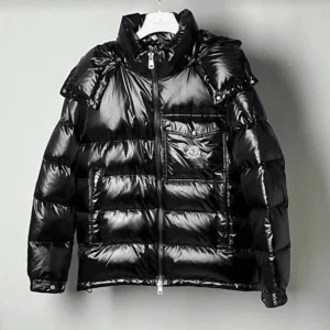 Moncler Logo Wollaston Down Jacket In Black – CJ07