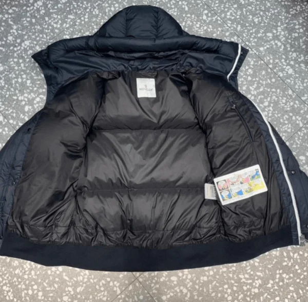 Moncler Risler Padded Down Jacket In Black – CJ03