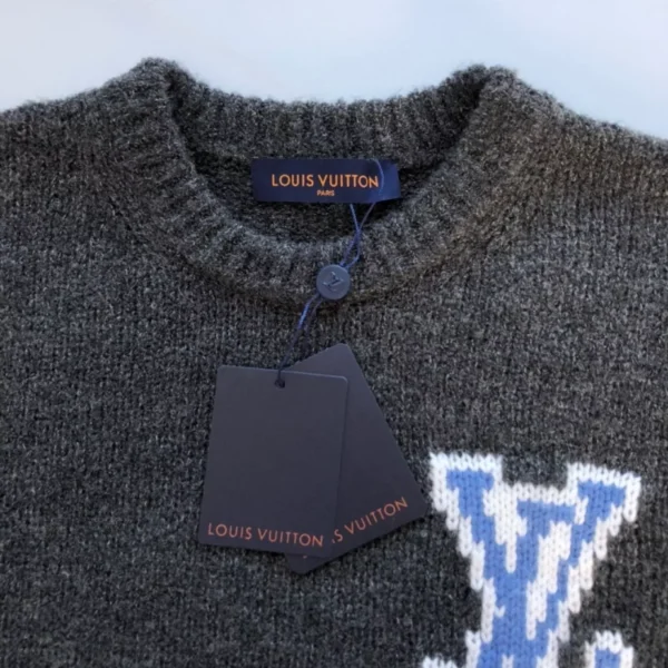 LV Chunky Wool Blend Pullover - LRH17