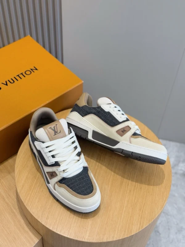 LV Trainer Outdoor Sneaker - RLS166
