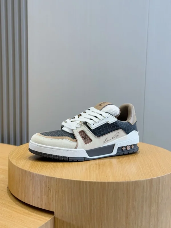 LV Trainer Outdoor Sneaker - RLS166