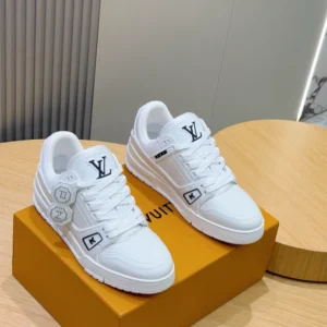 LV Trainer Sneakers In White - RLS168