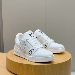 LV Trainer Sneakers In White - RLS168