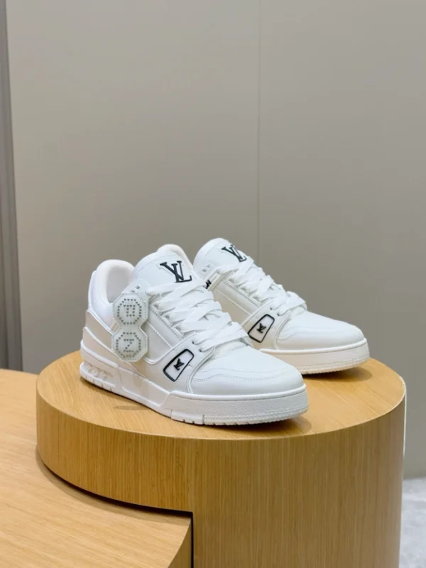 LV Trainer Sneakers In White - RLS168