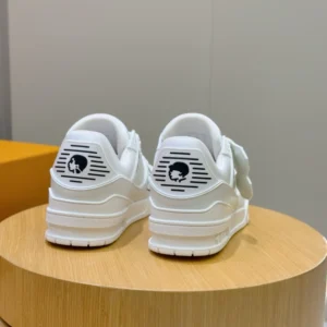 LV Trainer Sneakers In White - RLS168