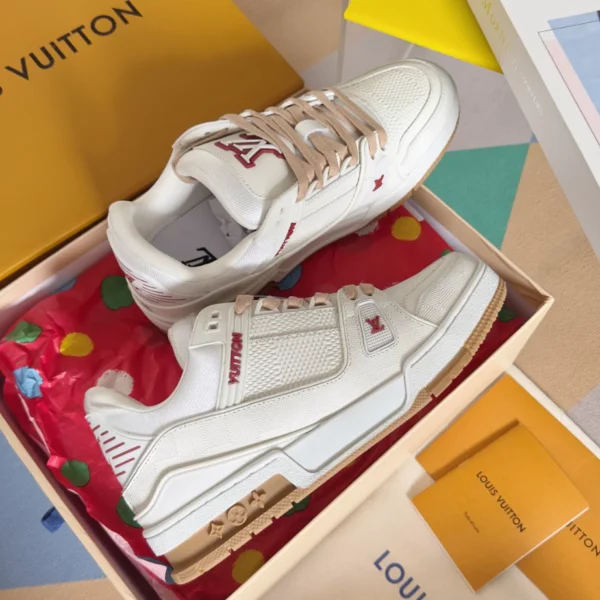 LV Trainer Sneakers In White - RLS171
