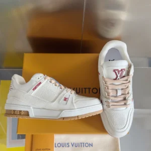 LV Trainer Sneakers In White - RLS171
