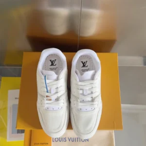 LV Trainer Sneakers In White - RLS174