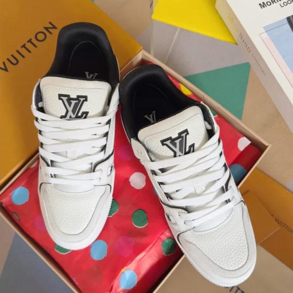 LV Trainer Sneakers - RLS163