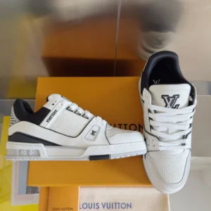 LV Trainer Sneakers - RLS163