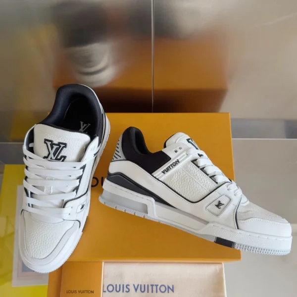 LV Trainer Sneakers - RLS163