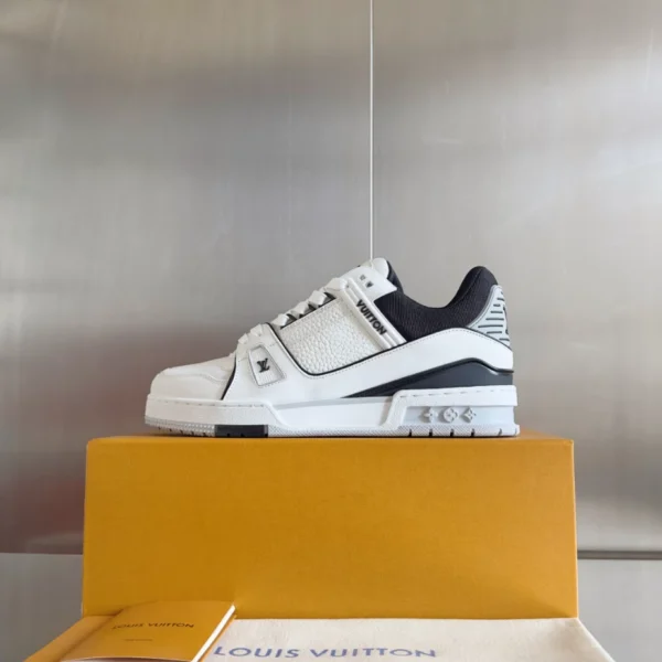 LV Trainer Sneakers - RLS163