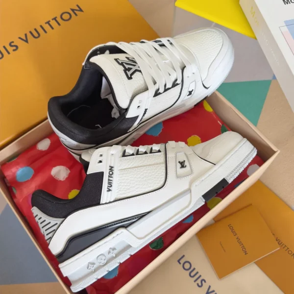 LV Trainer Sneakers - RLS163