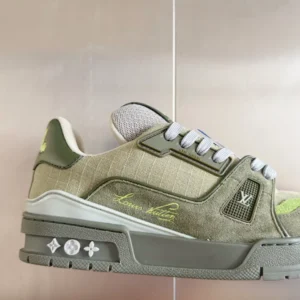LV Trainer Sneakers - RLS165