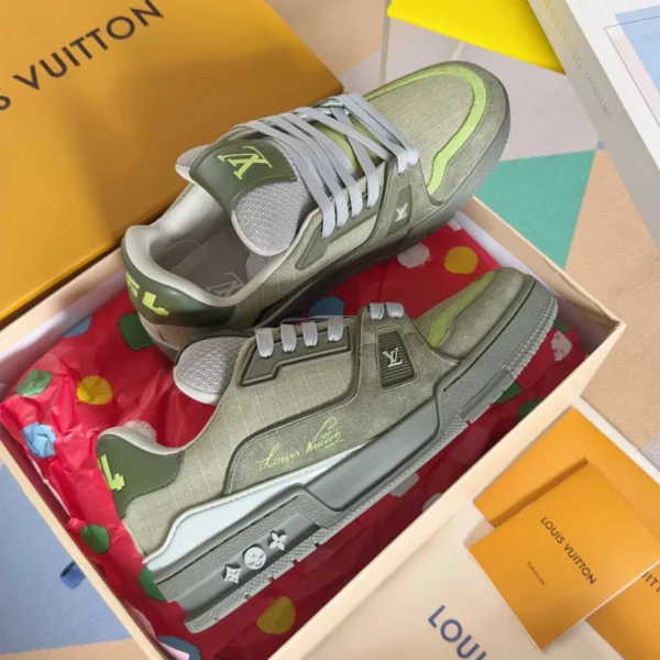 LV Trainer Sneakers - RLS165