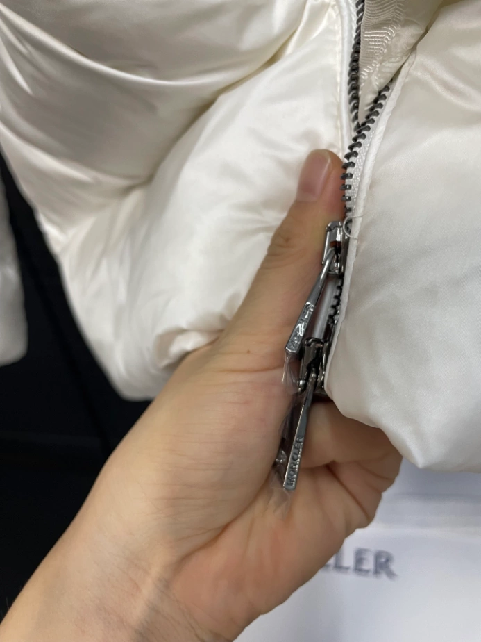 Moncler Down Tatie Jacket – CJ35